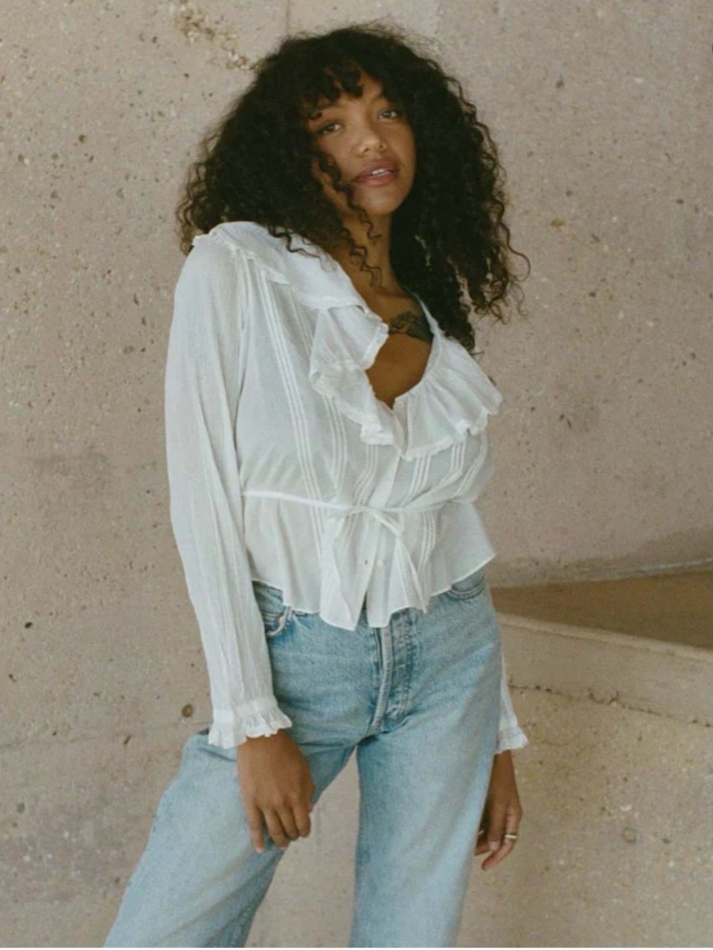 Doen White Ruffled Pintuck Button-Front Blouse - Picture 3 of 4